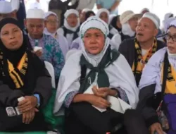 Jemaah Haji Kota Tangerang Disambut Haru dan Syukur, Sachrudin Sambut Kepulangan Perdana 391 Orang