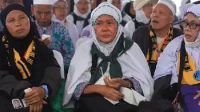 Jemaah Haji Kota Tangerang Disambut Haru dan Syukur, Sachrudin Sambut Kepulangan Perdana 391 Orang