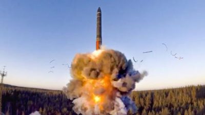 Putin Pamer Rudal Burevetsnik