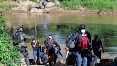 Junta Myanmar Hancurkan