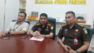 Jadi Tersangka Dugaan Korupsi