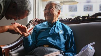 Eks PM Malaysia Mahathir