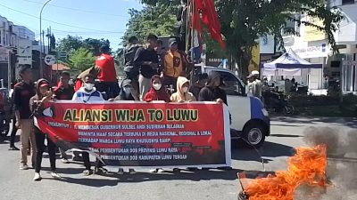 Warga Luwu Utara Long