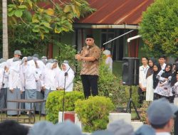 Andre Rosiade Ajak Siswa SMAN 1 Padang Bangun Sumbar Lewat Pendidikan