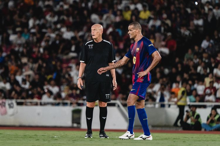 Keceriaan Irfan Bachdim